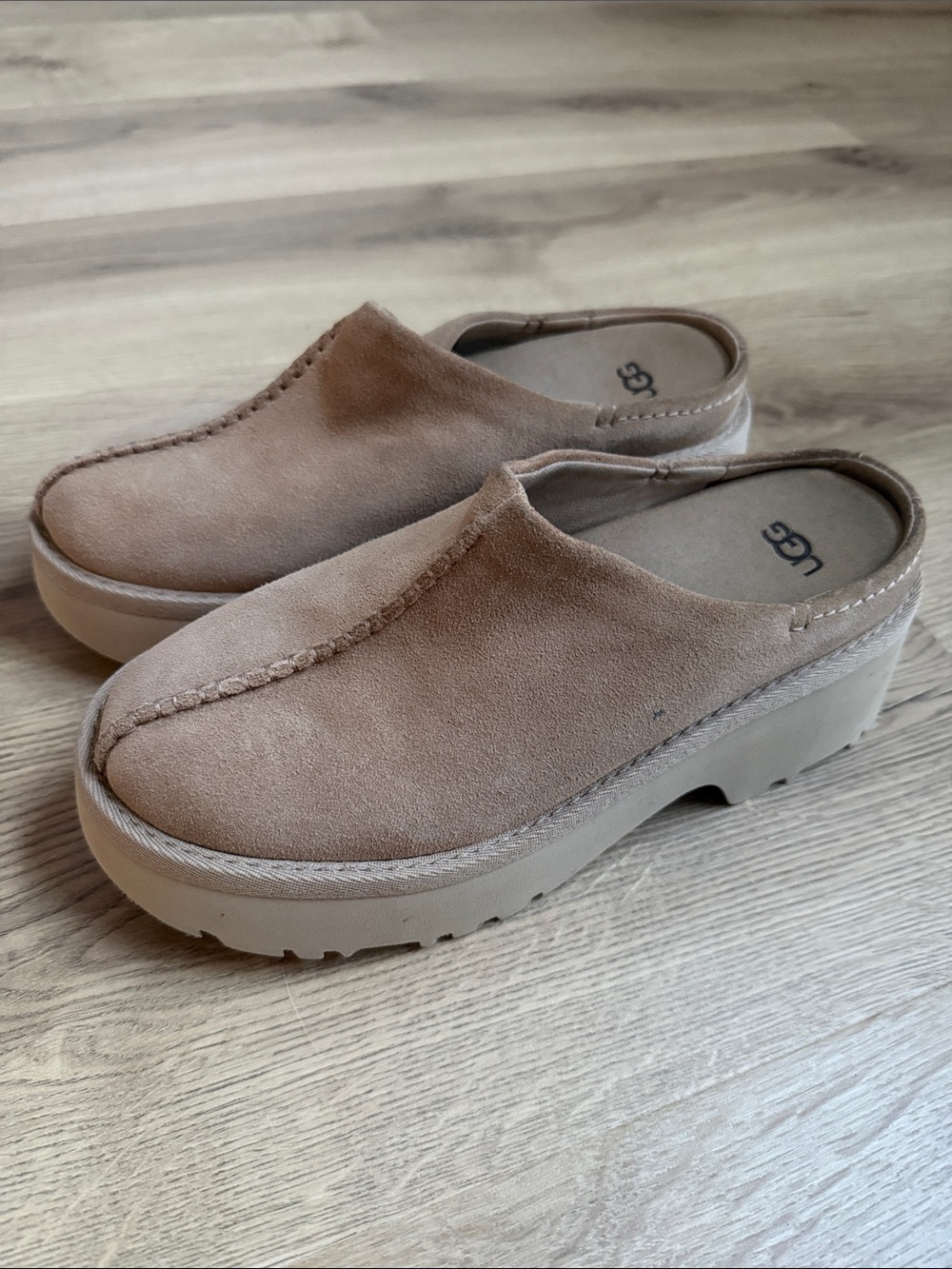 UGG Women's Tan Suede Platform Mules